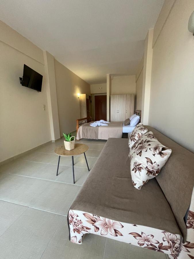 Helios Hotel Stavros  Exterior photo