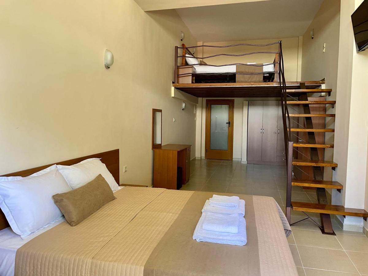 Helios Hotel Stavros  Exterior photo